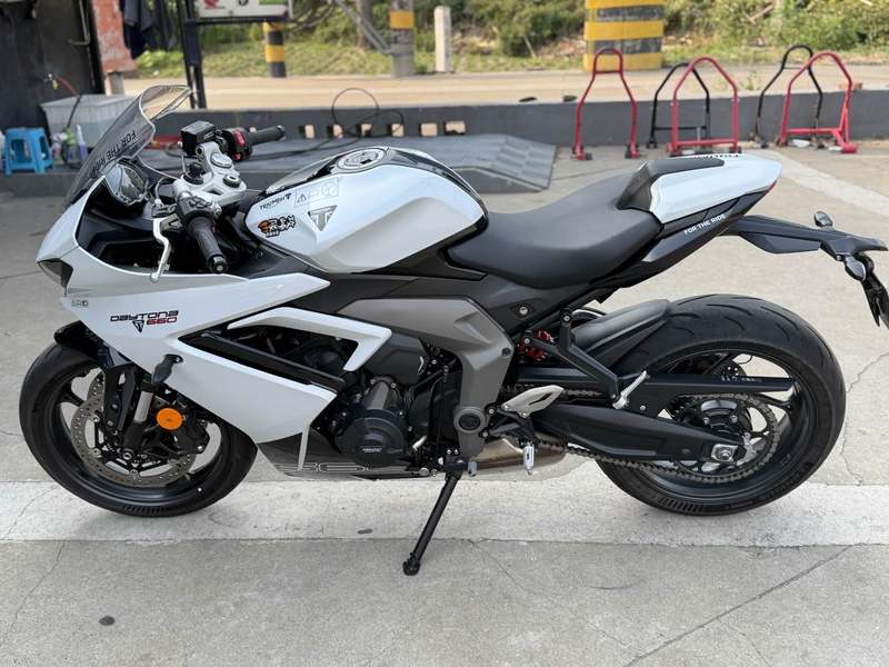 二手凯旋Daytona 660