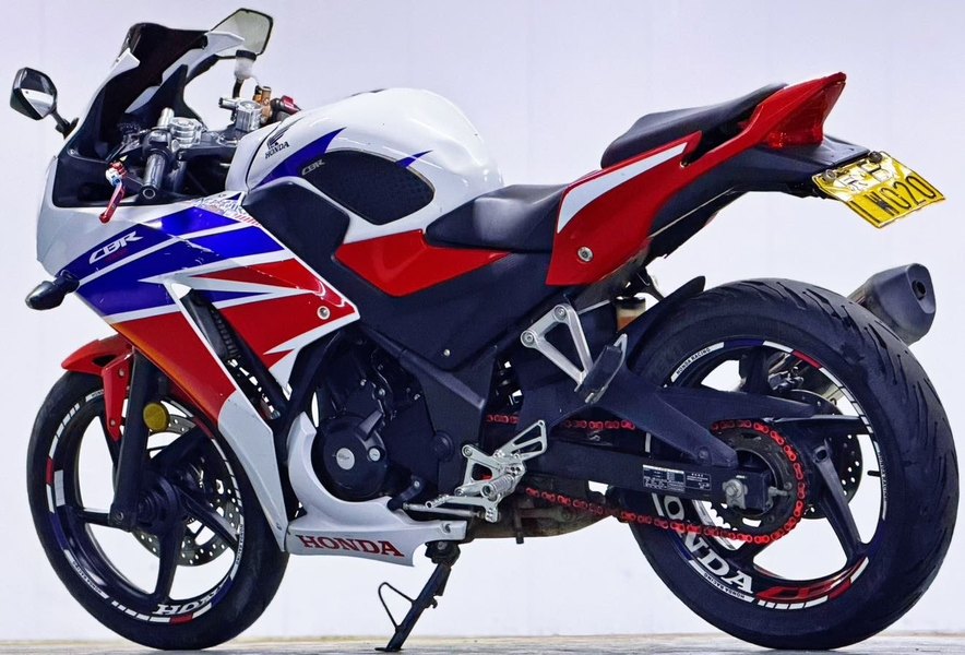 二手本田CBR300R