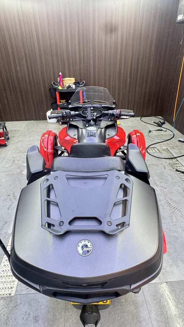 二手庞巴迪Spyder F3 