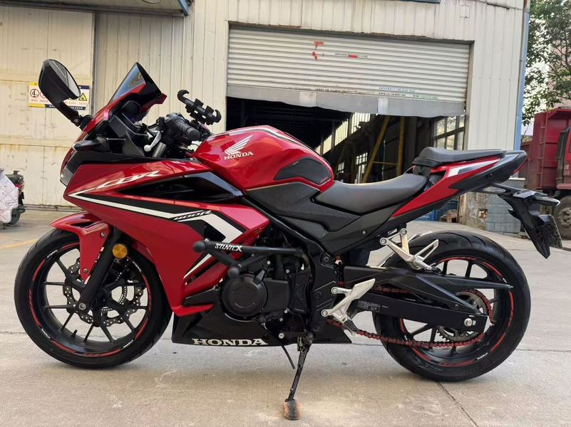二手本田CBR400R