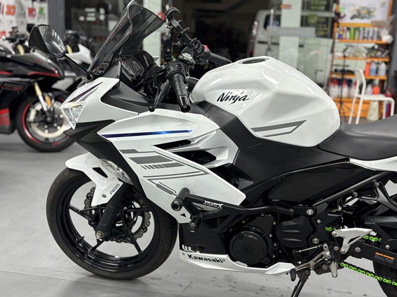 二手川崎Ninja 400