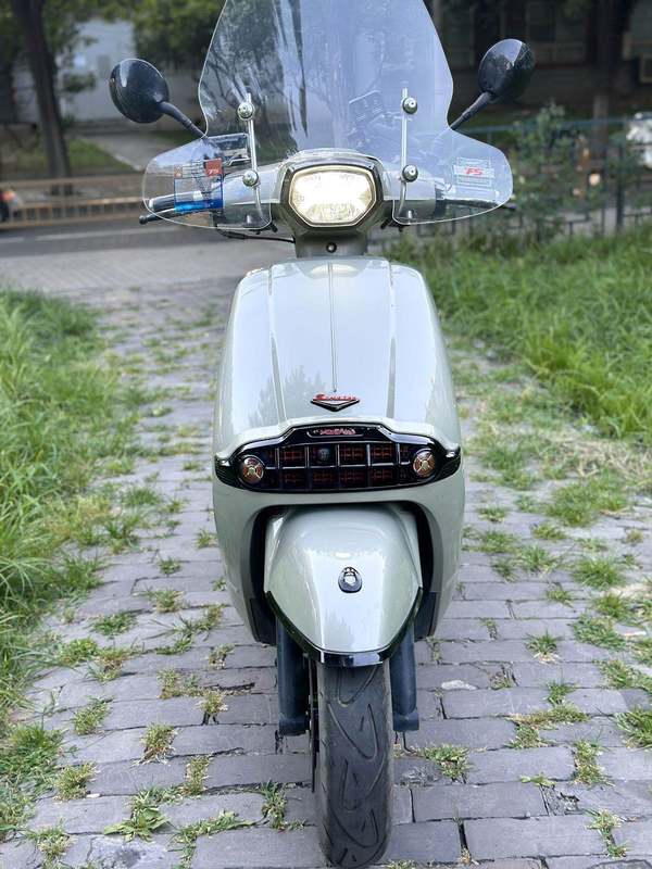二手维多利亚Sixties 300i