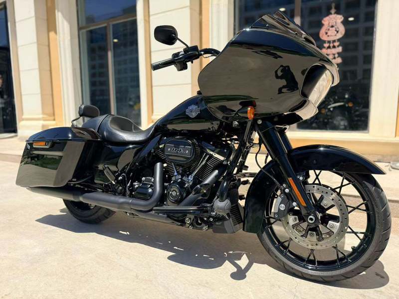 二手哈雷戴维森公路滑翔 Road Glide
