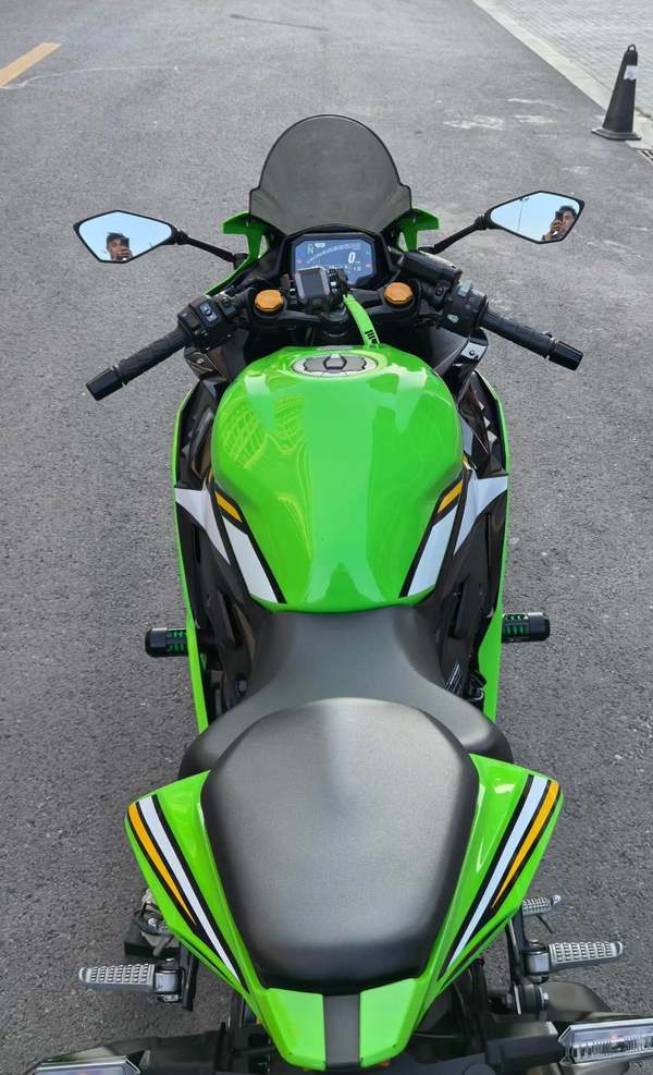 二手川崎ZX-4R