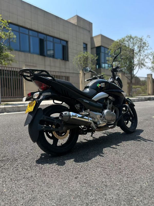 二手豪爵铃木骊驰 GW250