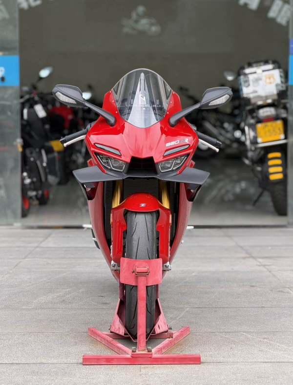 二手张雪机车820RR