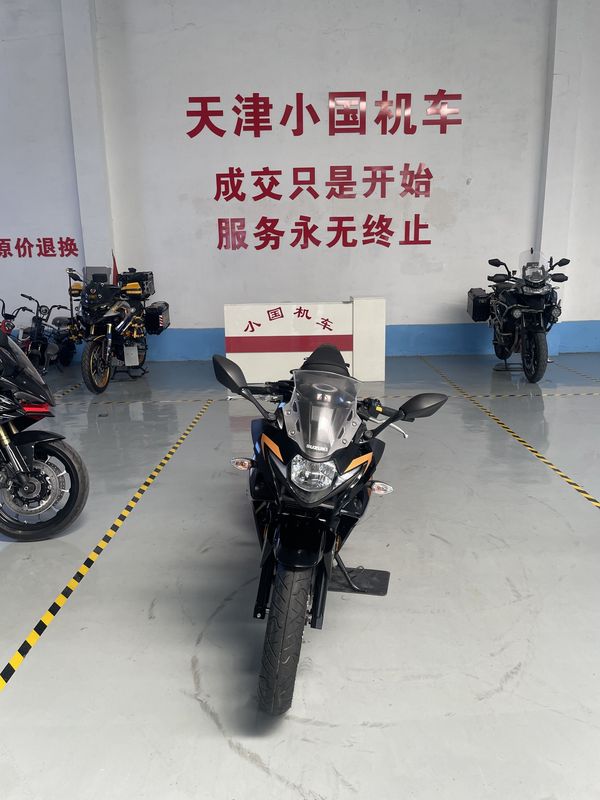 二手豪爵铃木GSX250R