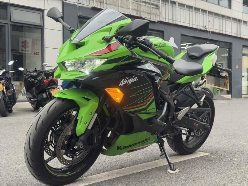 二手川崎ZX-4R