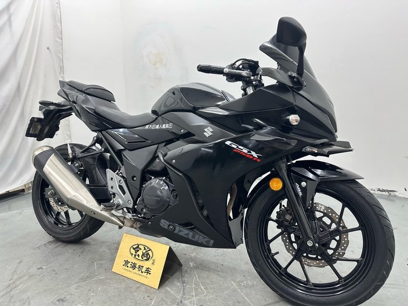 二手豪爵铃木GSX250R