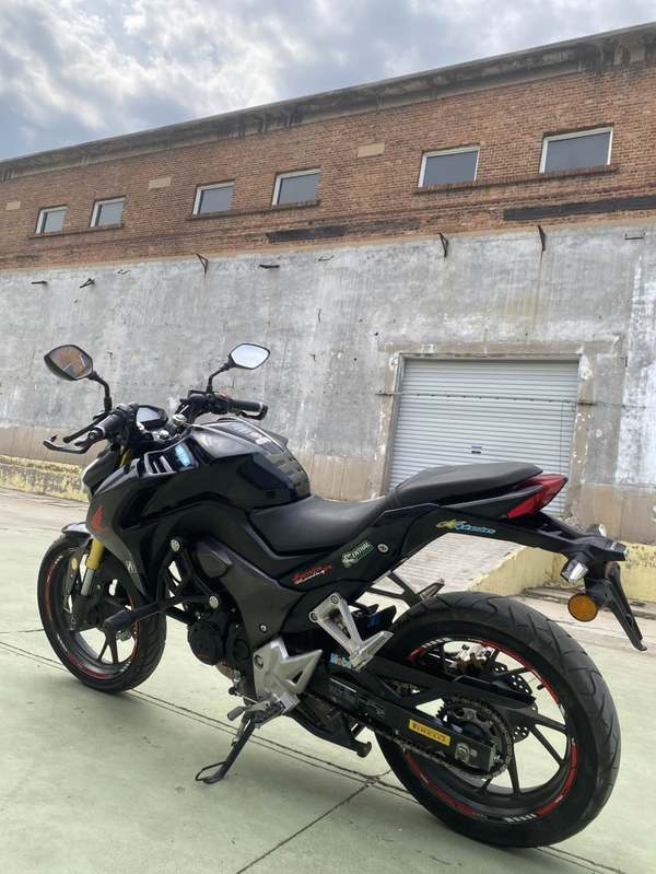 二手五羊本田CB190R 暴锋眼