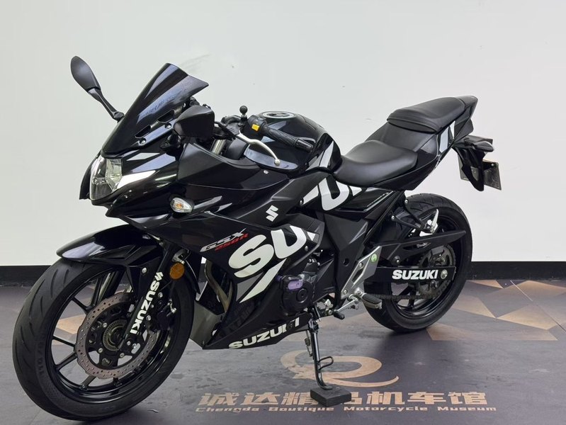 二手豪爵铃木GSX250R