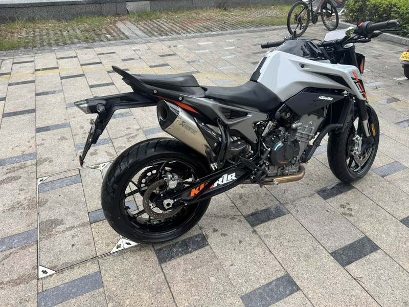 二手KTMR2R790 Duke