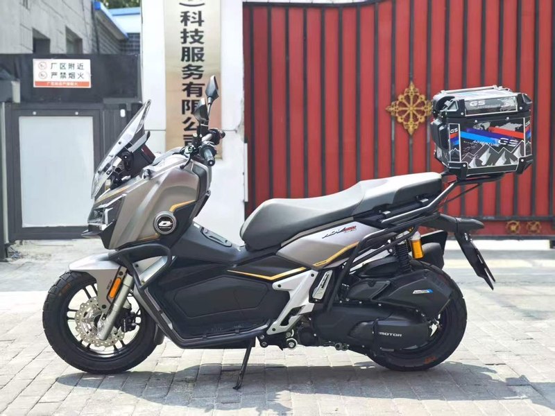 二手QJMOTOR鸿250