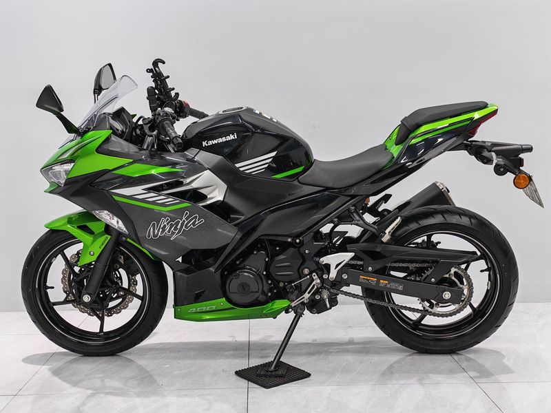 二手川崎Ninja 400