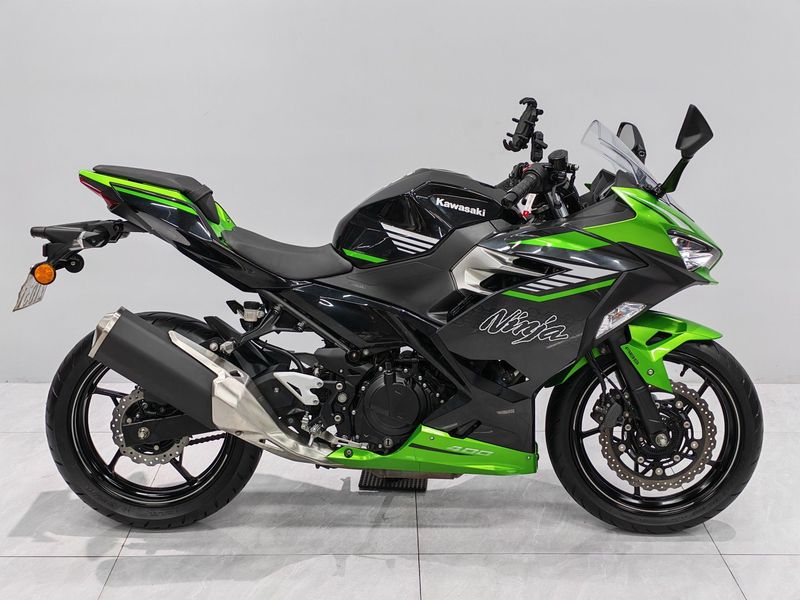 二手川崎Ninja 400