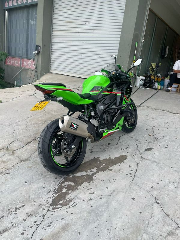 二手川崎ZX-4R