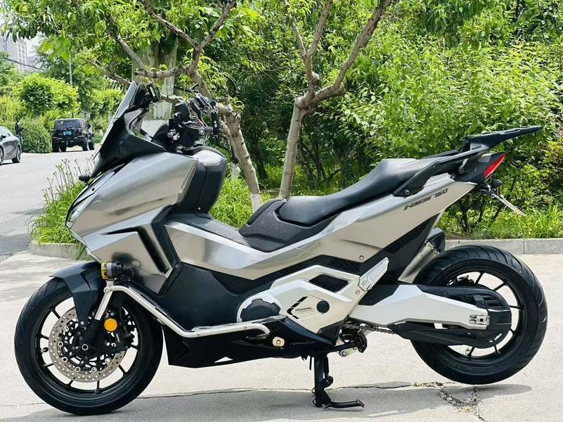 二手本田NSS750