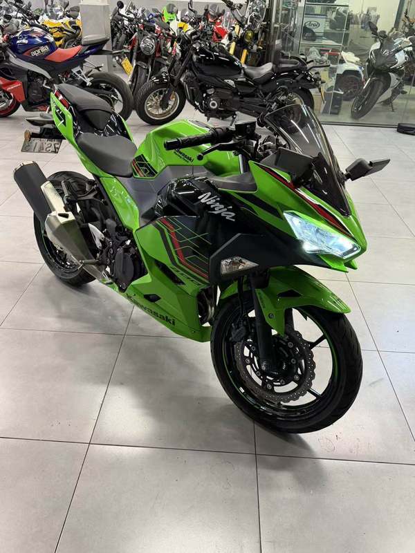 二手川崎Ninja 400