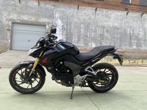 二手五羊本田CB190R 暴锋眼