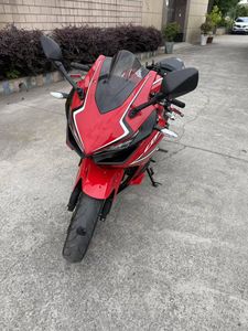 二手本田CBR400R