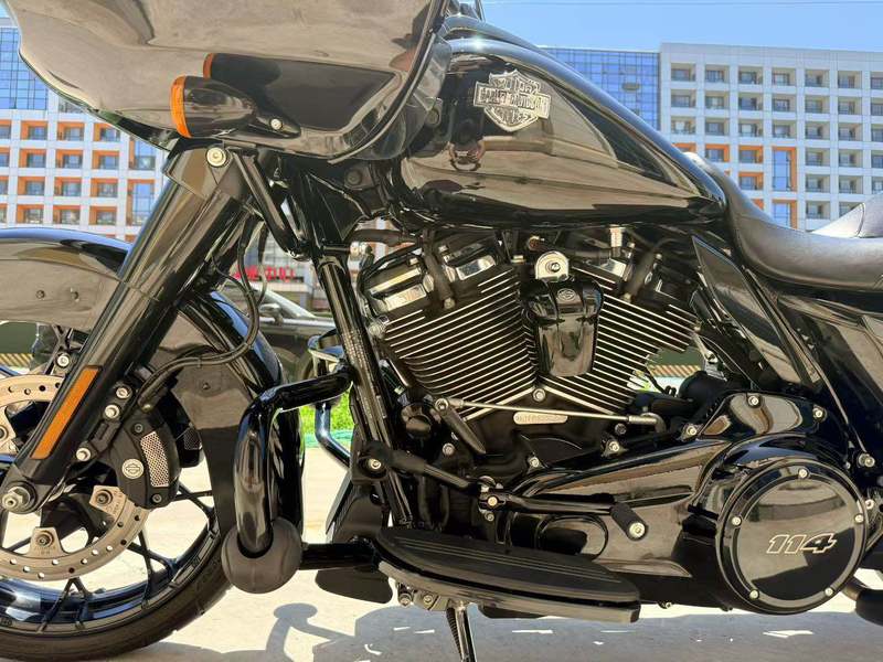 二手哈雷戴维森公路滑翔 Road Glide