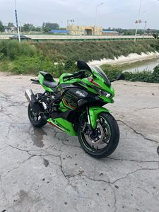 二手川崎ZX-4R