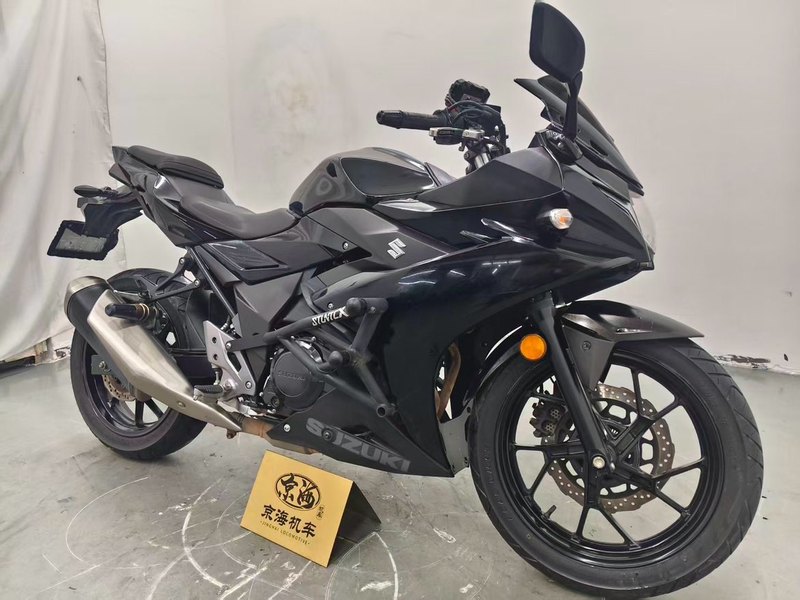 二手豪爵铃木GSX250R