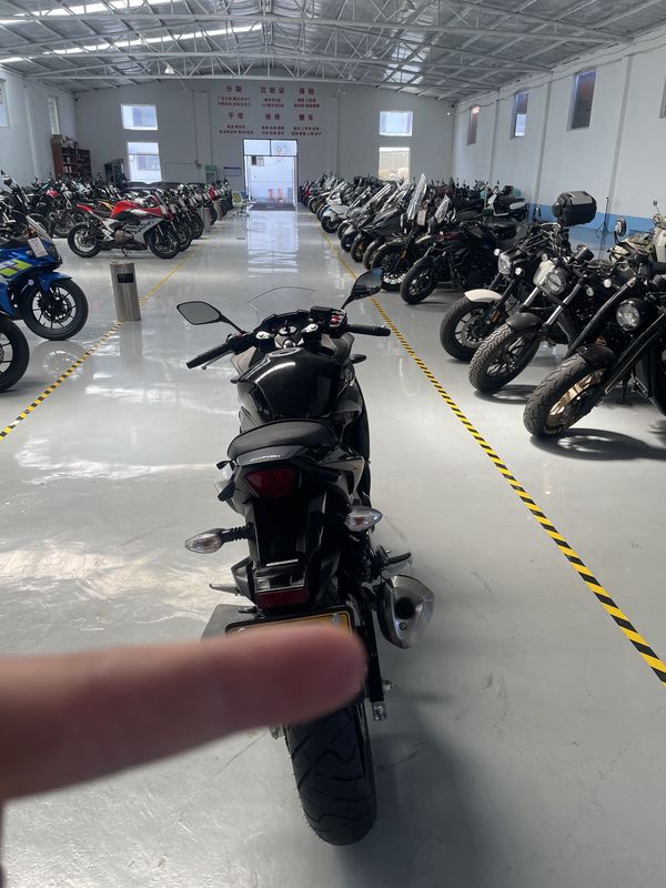 二手豪爵铃木GSX250R