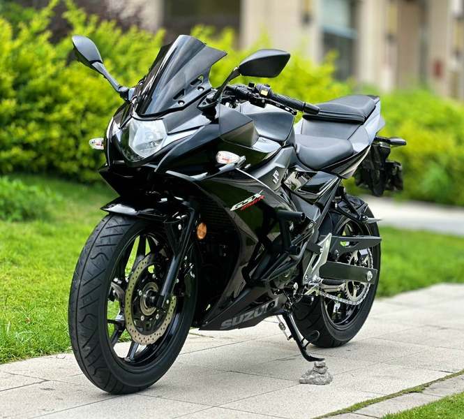 二手豪爵铃木GSX250R