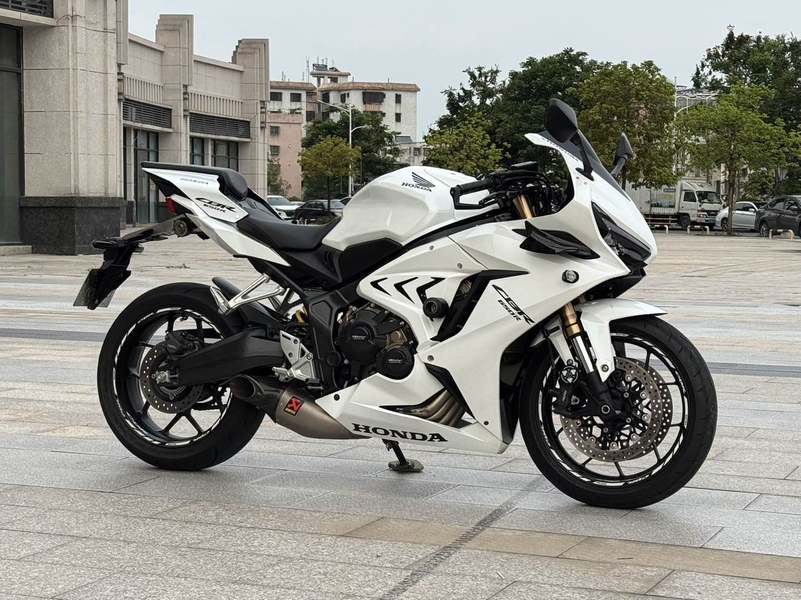 二手本田CBR650R