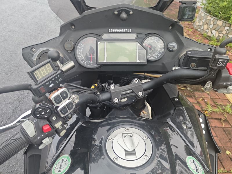二手贝纳利600GC