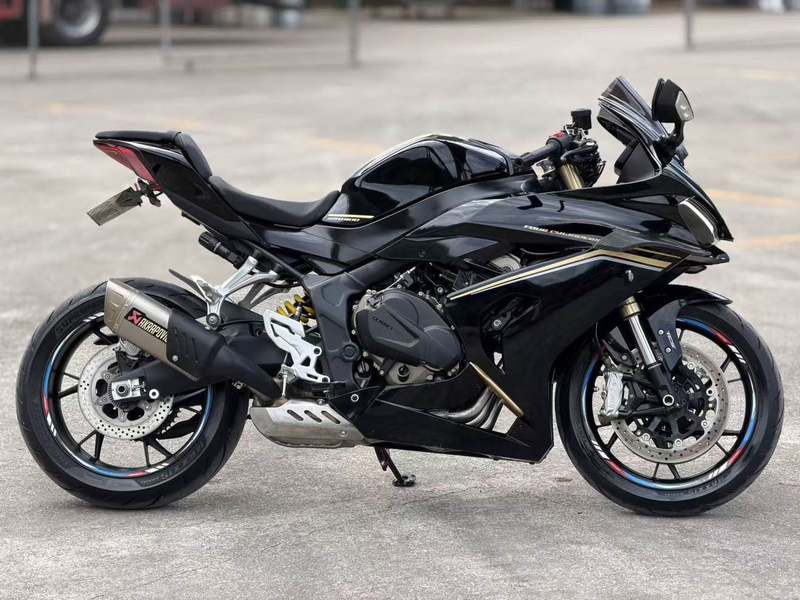 二手QJMOTOR赛800