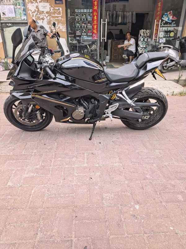 二手QJMOTOR赛800