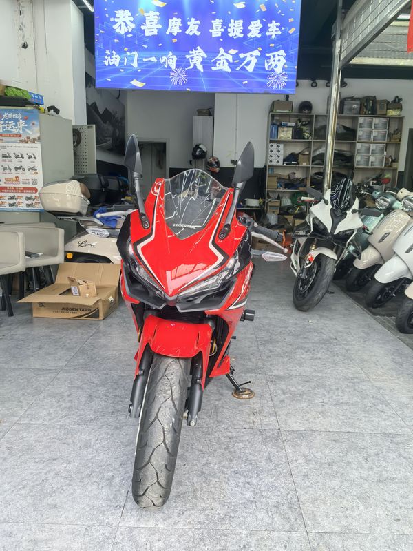 二手本田CBR400R