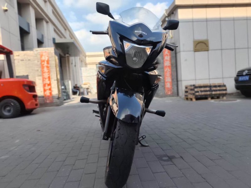 二手豪爵铃木骊驰 GW250