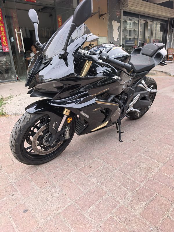 二手QJMOTOR赛800