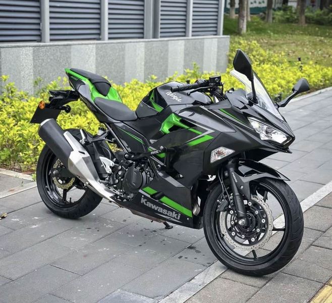 二手川崎Ninja 400