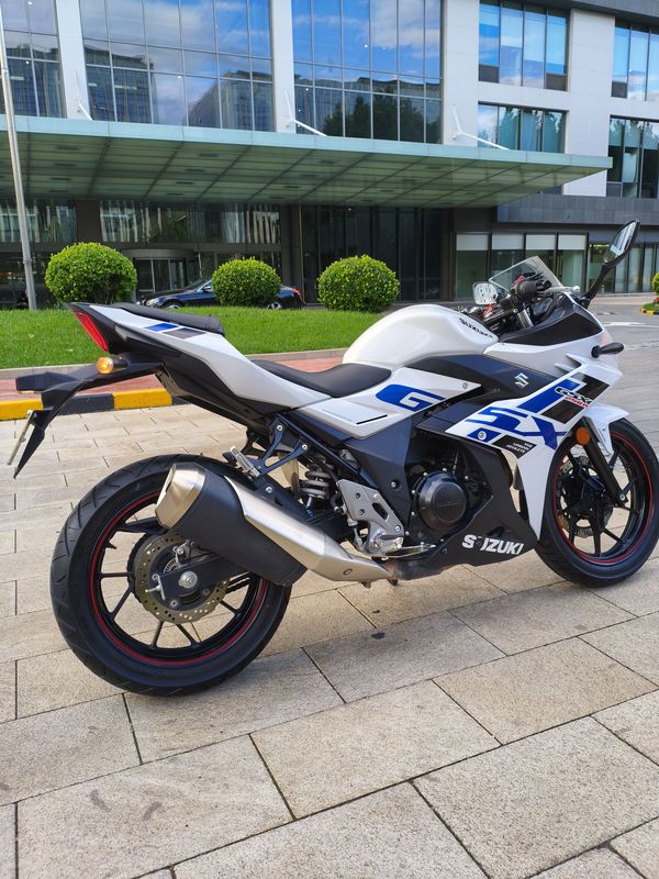 二手豪爵铃木GSX250R