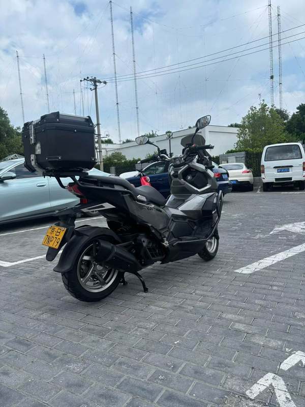 二手三阳哈士奇 Husky ADV150