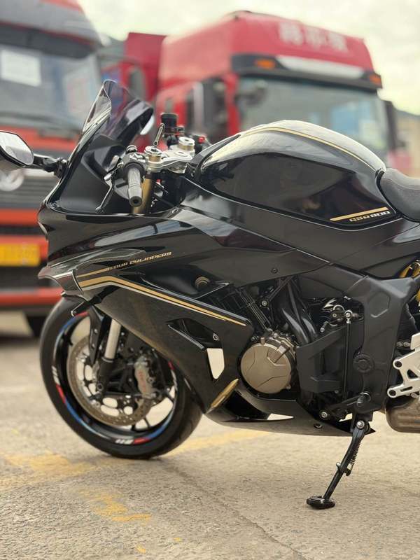 二手QJMOTOR赛800