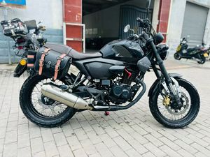 二手五羊本田鸷道 CB190SS