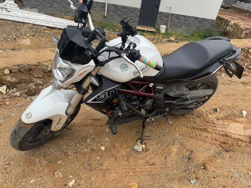 二手贝纳利蓝宝龙 BN302S