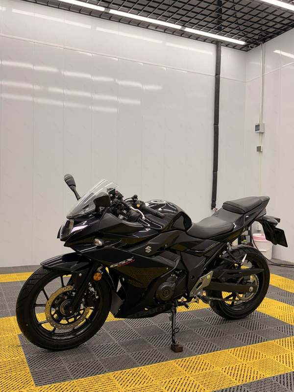 二手豪爵铃木GSX250R