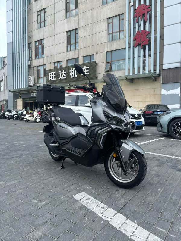 二手三阳哈士奇 Husky ADV150