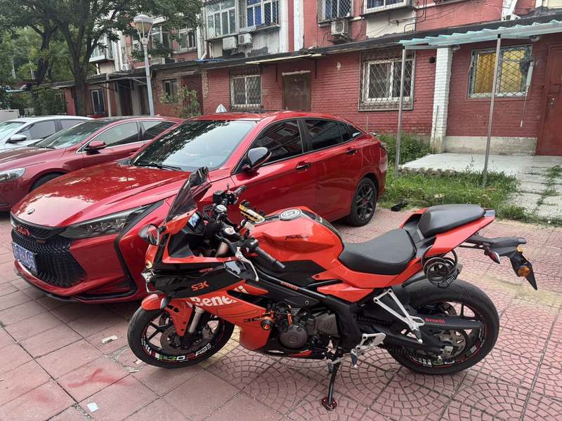 二手贝纳利龙卷风 Tornado 302R