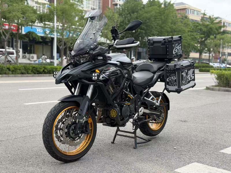 二手贝纳利TRK552