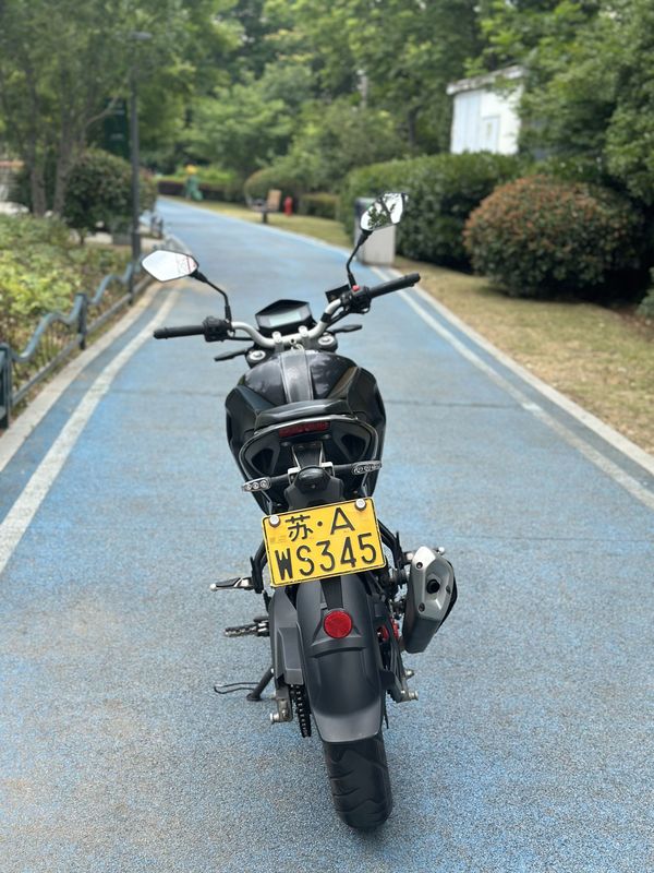 二手贝纳利小迅龙 BN150S