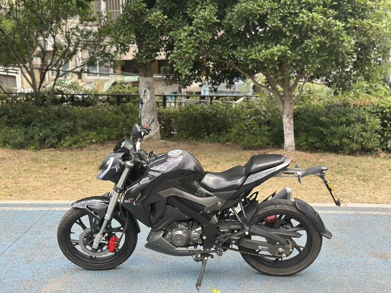 二手贝纳利小迅龙 BN150S