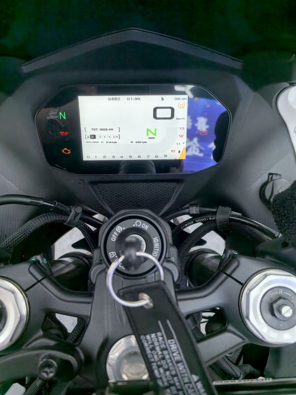 二手QJMOTOR赛800