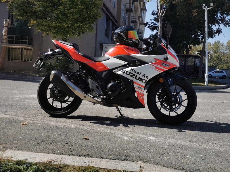 二手豪爵铃木GSX250R